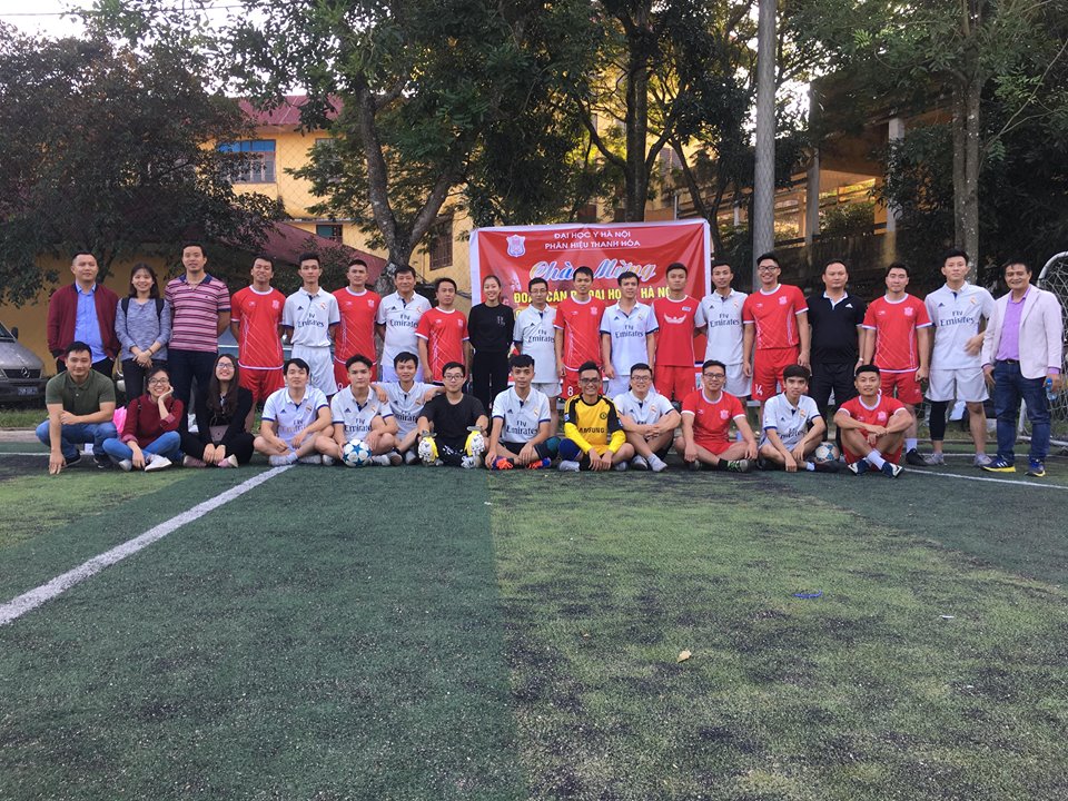 Giao lưu bóng đá giữa Chi đoàn cán bộ Phân hiệu và Chi đoàn cán bộ Đại học Y Hà Nội