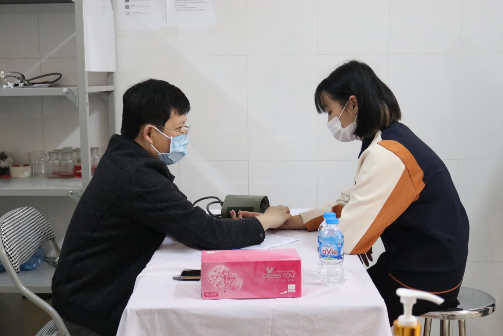 Phân hiệu trường Đại học Y Hà Nội tổ chức khám sức khỏe đầu vào cho sinh viên năm học 2020 – 2021