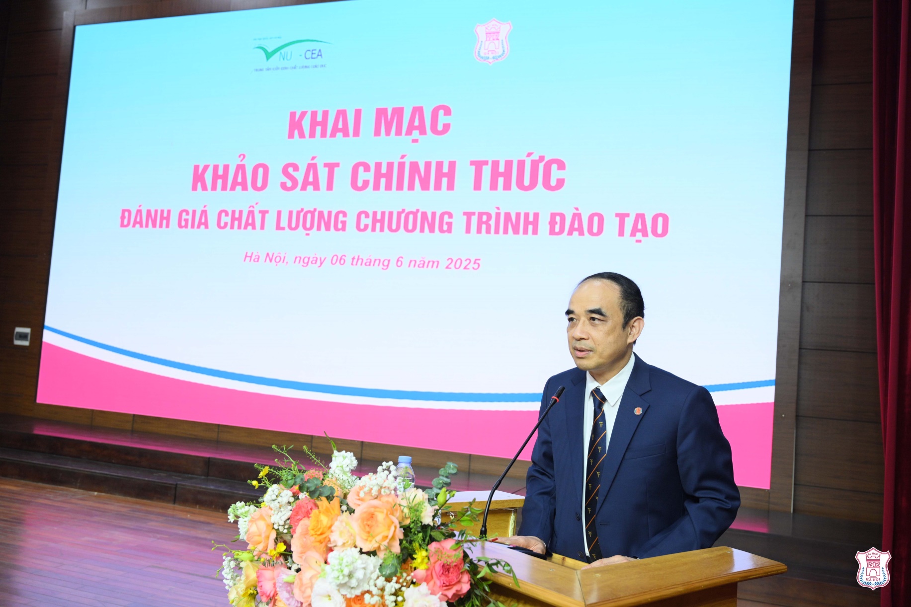 https://apiwebhmu.hmu.edu.vn/Upload/Images/d7939e13-c02c-46bf-bc67-29582a71b6fe.jpg