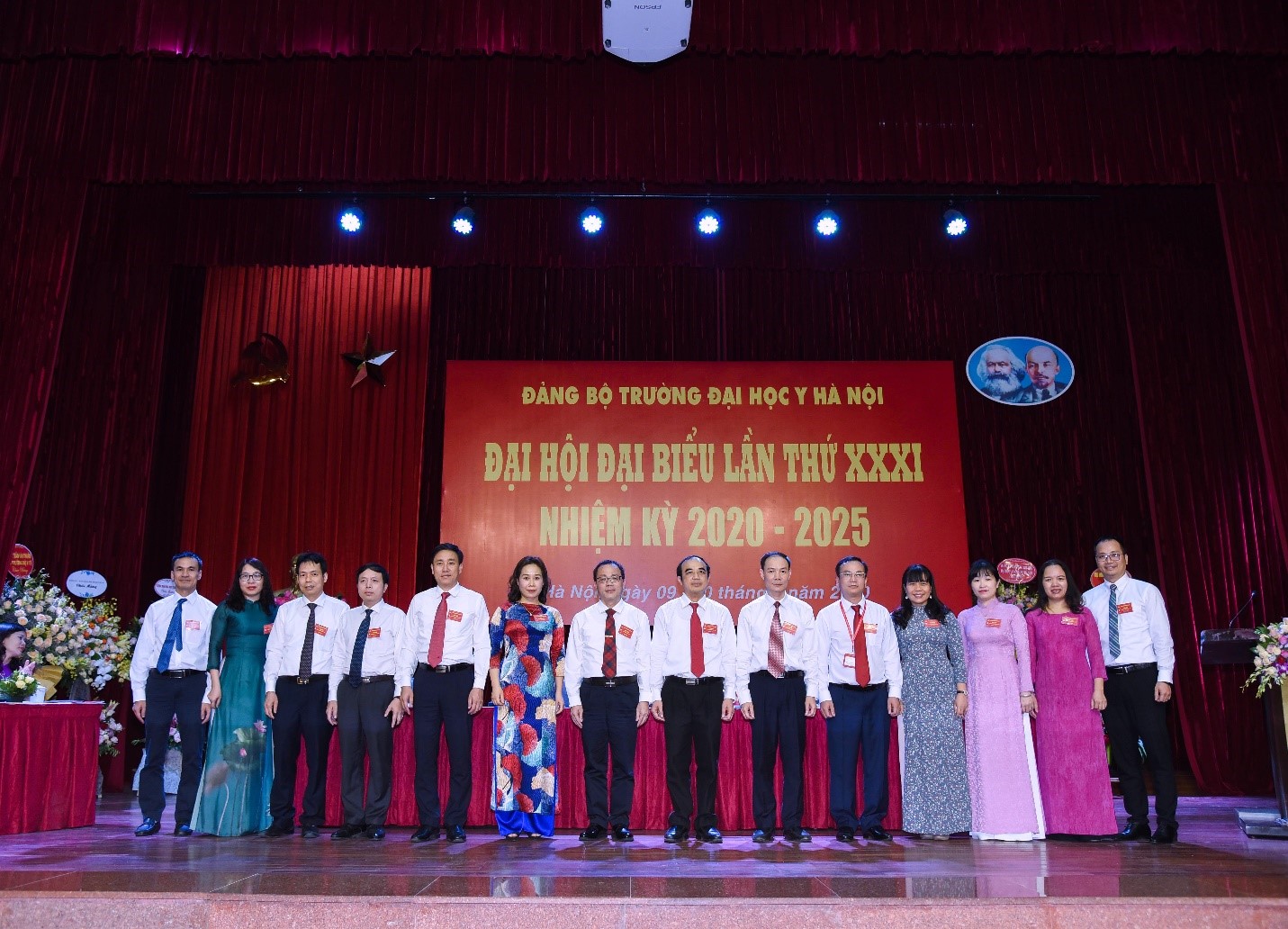 https://apiwebhmu.hmu.edu.vn/Upload/Images/d63a8cd8-d376-4c02-b0c1-46930184a4ed.jpg