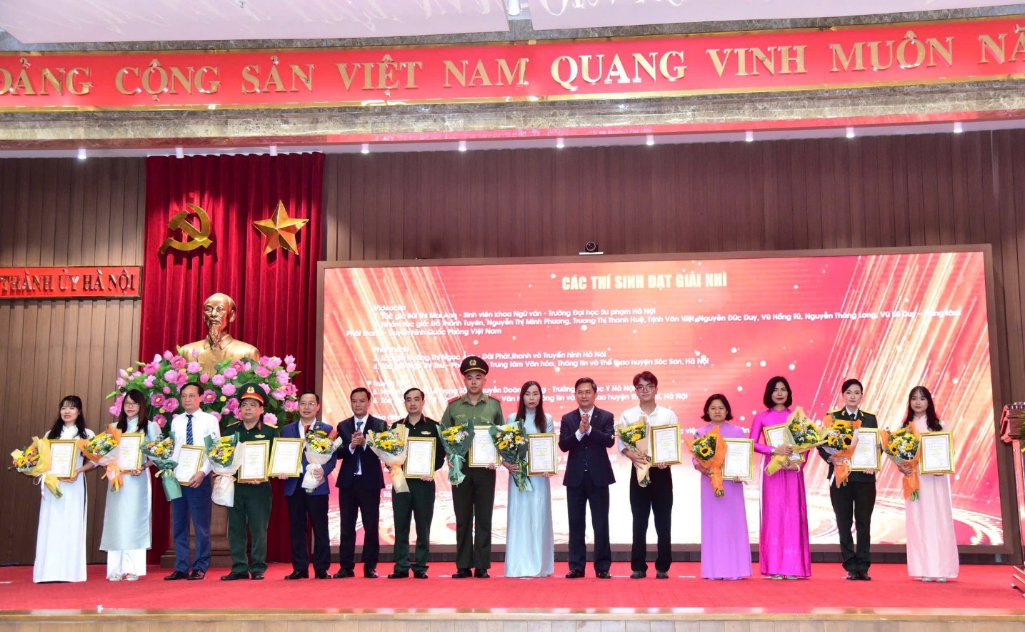 Tác phẩm của sinh viên Phân hiệu Trường Đại học Y Hà Nội đạt giải trong Cuộc thi chính luận về bảo vệ nền tảng tư tưởng của Đảng lần thứ tư, năm 2024 trên địa bàn thành phố Hà Nội